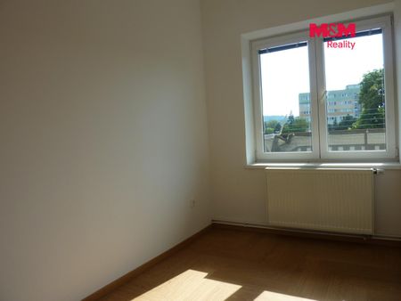Pronájem bytu 2+1 80 m² - Photo 4