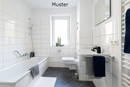 Mietbeginn im November`24: Modernisierte 3-Zimmer-Wohnung mit Balkon - Foto 4