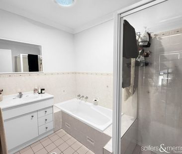 NEAT VILLA IN CONVENIENT LOCATION - Photo 5