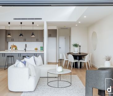 Effortless Elegance Meets Relaxed Coastal Comfort - Photo 3