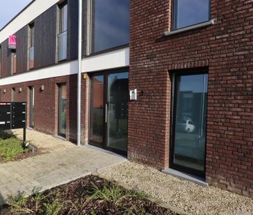 Recent 2 slpk-appt. met terras en autostaanplaats - Photo 1