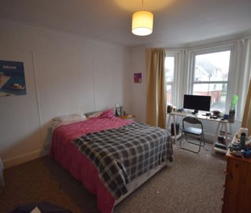 To Rent Talbot Road, Winton, Bournemouth, BH9 £2,000 pcm Tenancy Info - Photo 5