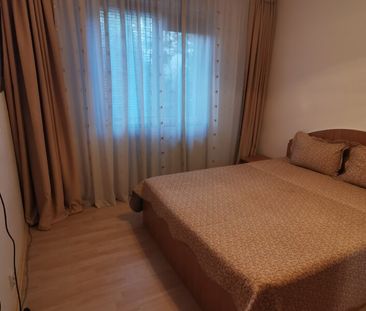 Trei camere,confortabil, luminos, centrala, parcare, - Photo 4