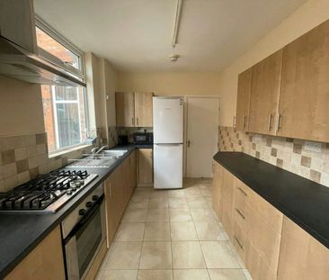 Thurlow Road, Clarendon Park, Leicester, LE2 - Photo 6