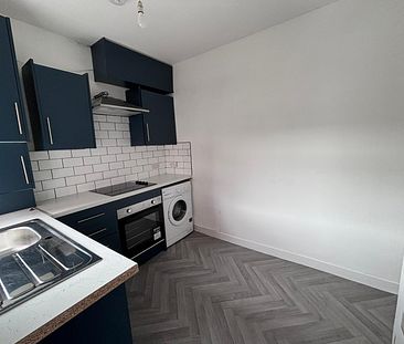 Brand new refurbished property 2 Bed Property in the heart Rotherham !!! - Photo 1