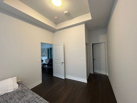 For Lease - 20 Meadowglen Place Unit# 822, Toronto, Ontario - Photo 4