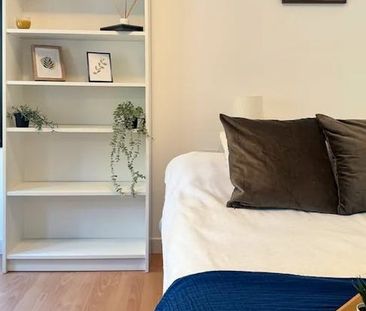 Calle de Raimundo Fernández Villaverde, Madrid, Community of Madrid... - Photo 3