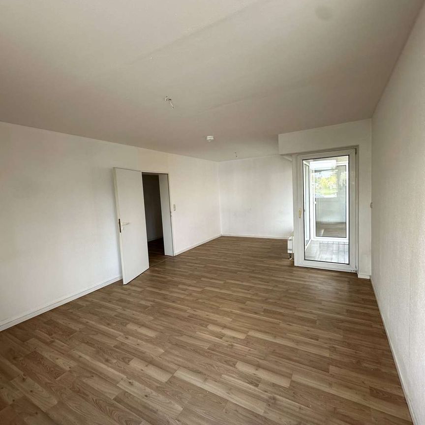 ++Erdgeschosswohnung mit 2 Balkone und Tiefgarage++ - Photo 1