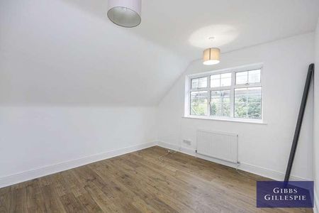 High View, Pinner, HA5 - Photo 2