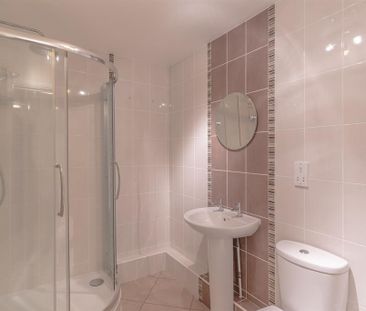 2 bedroom apartment to rent - Photo 4