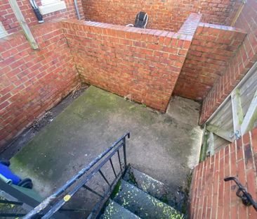 2 bedroom flat to rent - Photo 6