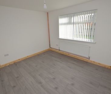 2 Bedroom Semi-Detached Bungalow - Photo 6