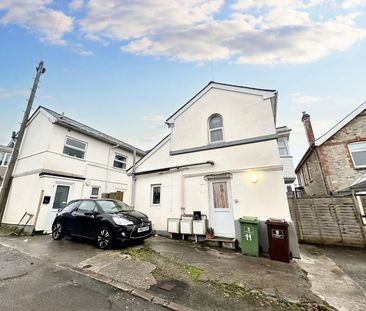 Earls Acre, Plymouth - Photo 5