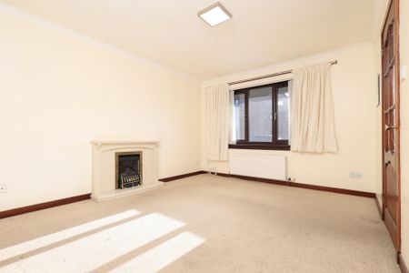 Burnside Walk , Glasgow, G61 4BU - Photo 2