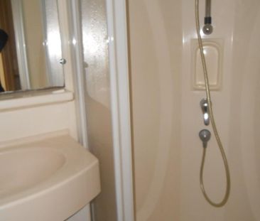 Location Appartement 1 pièce 25m² ST NAZAIRE 44600 - Photo 2