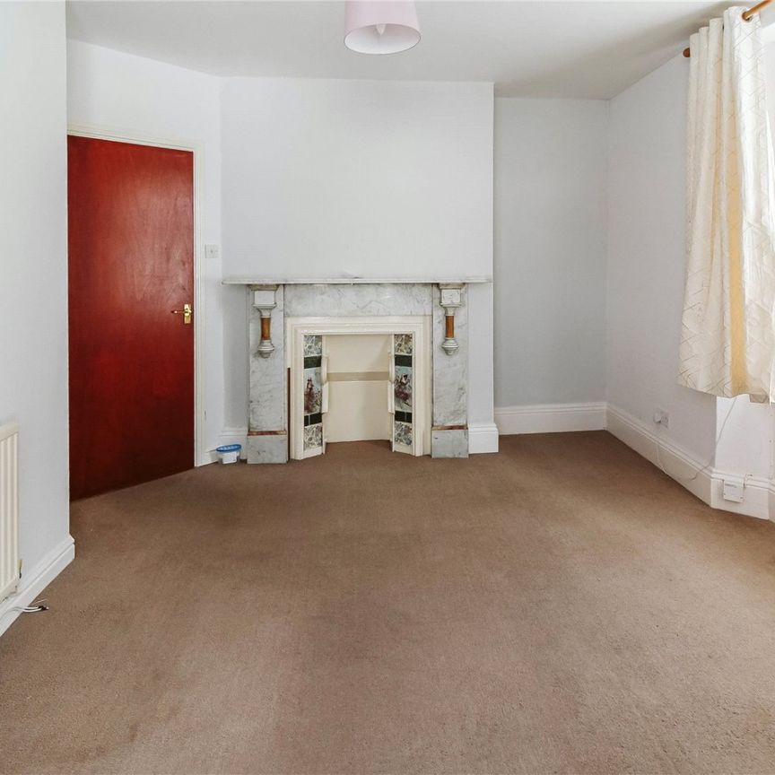 Regent Street, - Photo 1