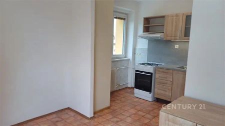 Dlouhodobý pronájem slunného bytu 3+kk o rozloze 61 m - Photo 3