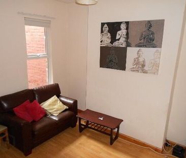 Great House, 111 University Avenue, Queens Quarter, Belfast, BT7 1GX - Photo 1