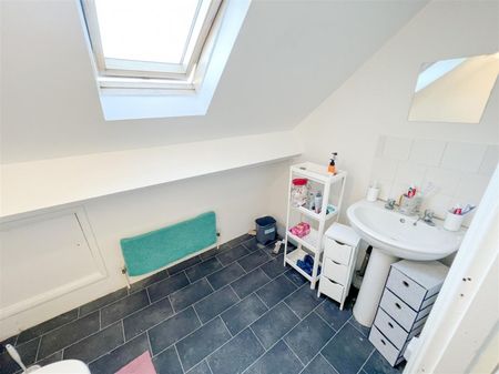 Flat 3, 53 Clarkegrove RoadBroomhillSheffield - Photo 4