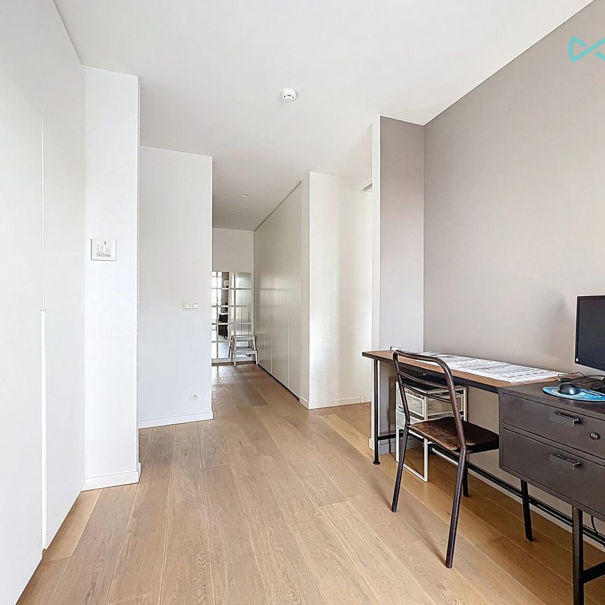 Duplex met drie slaapkamers in Etterbeek - Photo 1