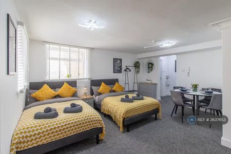 1 bedroom flat to rent - Photo 2