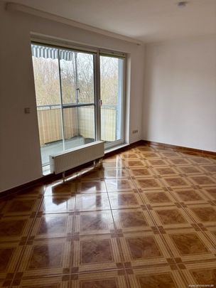 Attraktive 2-Raum-Wohnung mit Balkon und Einbauküche zu vermieten! - Foto 1