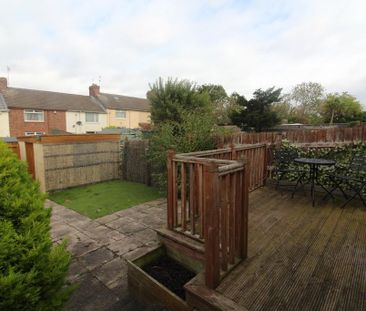 2 bedroom terraced house to rent - Photo 2