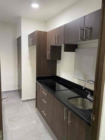 Departamento de 2 recámaras en Utara Towers, SIN MUEBLES. - Photo 4