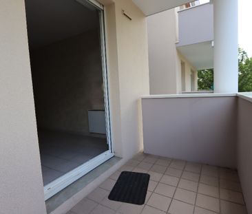 Apartment - Photo 2