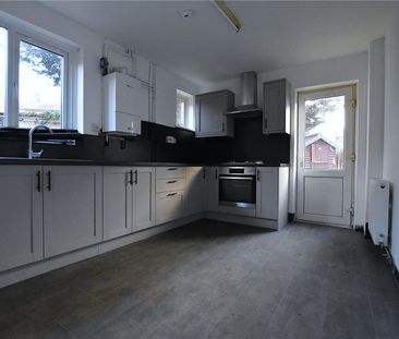 Camden Gardens, Thornton Heath, CR7 - Photo 3