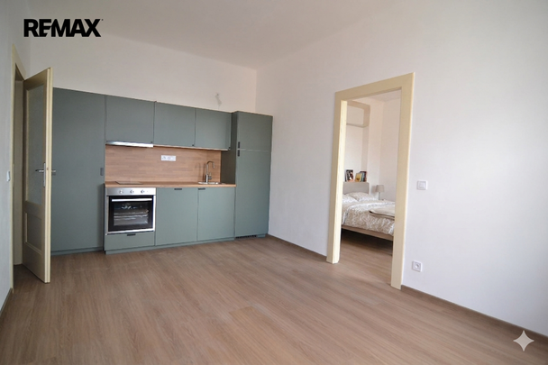 Pronájem bytu 2+kk v osobním vlastnictví 48 m², Praha 3 - Žižkov - Фото 1