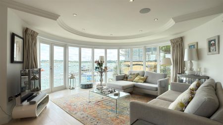 3 Bedroom House - Photo 2