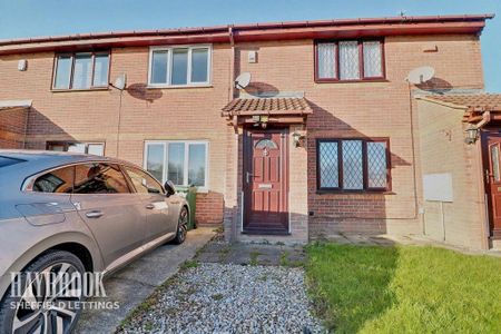 2 bedroom terraced house to rent - Photo 5