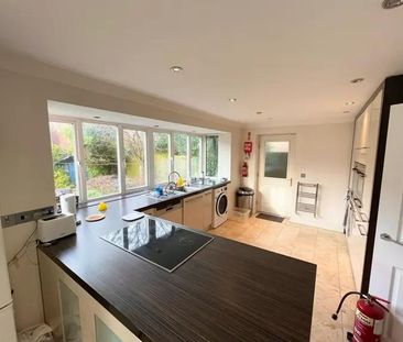 6 bedroom detached house to rent - Photo 6