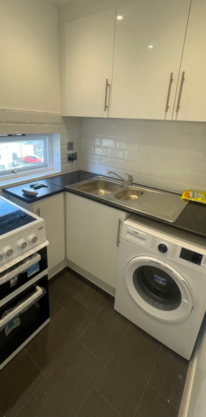 1 bedroom apartment to rent Shinners Close, London, SE25 - Photo 1