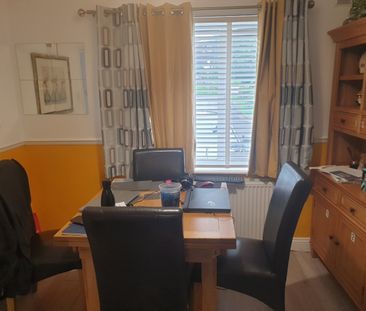 Room in a Shared House, Whitehawk Road, BN2 - Photo 4