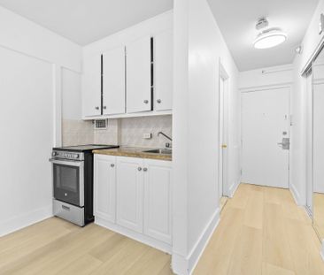 1900 avenue Lincoln - Spacious Studio Apartment for Rent - Photo 4