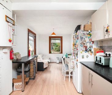 5 bedroom terraced house to rent - Photo 2