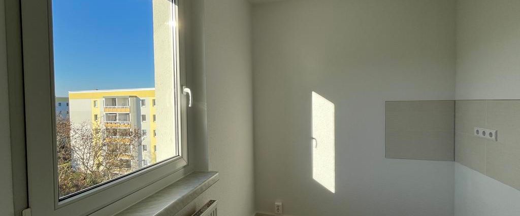 Move into your new home. - Photo 1