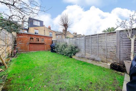 Swaffield Road, London, SW18 - Photo 4
