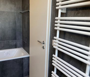 Appartement de 3 pièces en duplex situé au 5ème étage - Photo 3