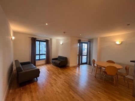 1 bedroom Flat To Let - Photo 4