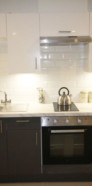 Flat 86, Samara Plaza, LS2 9DU, Leeds - Photo 1