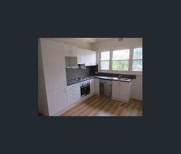 What a convenient location - close to Transport, Pre-school, Primar... - Photo 3