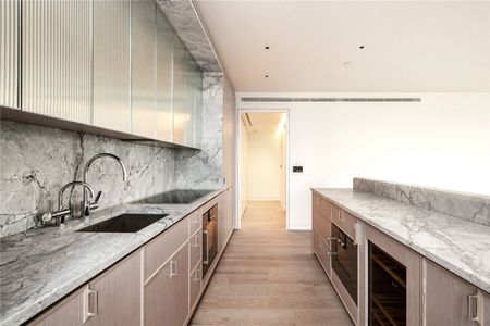 Hanover Square, W1S - Photo 5