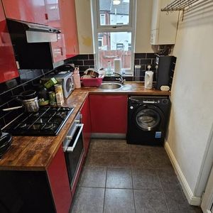 2 bedroom house to rent - Photo 2