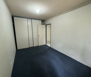 13/99 Canberra Avenue, Griffith ACT, Belconnen - Photo 6