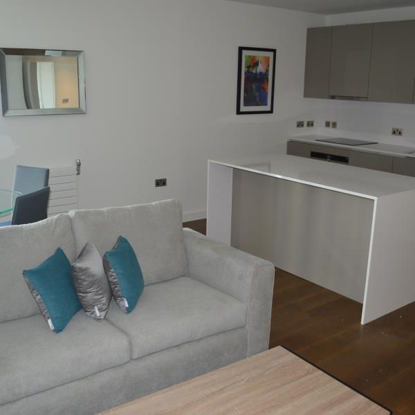2 bedroom apartment to rent - Photo 1