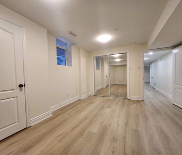 For Lease - 3 cedarvalley Boulevard, Brampton, Ontario - Photo 3