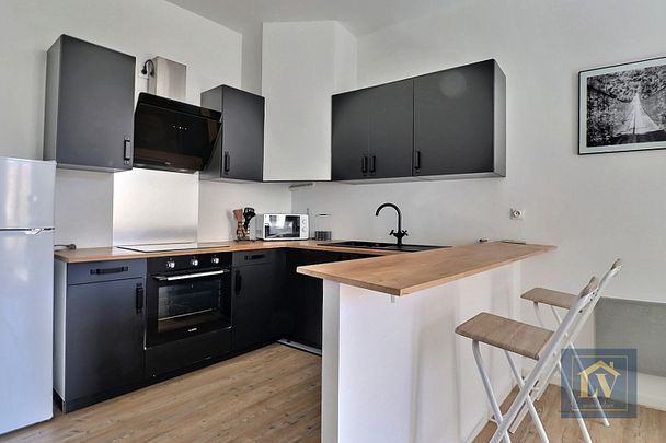 A louer appartement T2 meublé au 2ème étage d'une petite copropriété situé à Perpignan - Photo 1